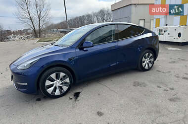 Tesla Model Y  2023