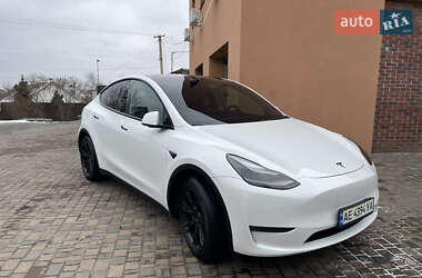 Tesla Model Y  2022
