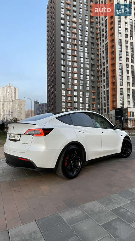 Позашляховик / Кросовер Tesla Model Y 2021 в Києві фото 8 Позашляховик / Кросовер Tesla Model Y 2021 в Києві