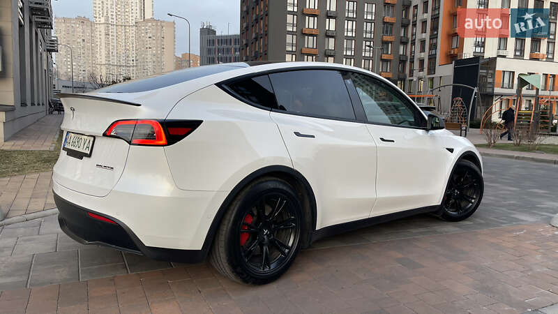 Позашляховик / Кросовер Tesla Model Y 2021 в Києві фото 7 Позашляховик / Кросовер Tesla Model Y 2021 в Києві