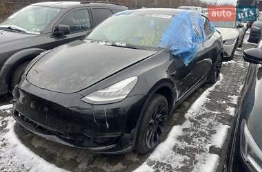 Tesla Model Y 2020