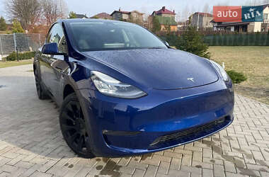 Tesla Model Y  2023