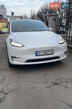 Tesla Model Y  2023