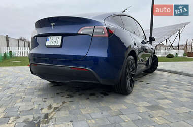 Tesla Model Y  2023