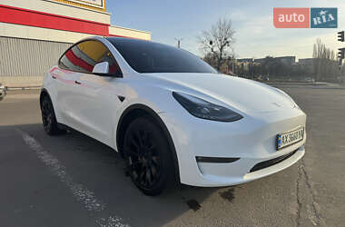 Tesla Model Y 2022