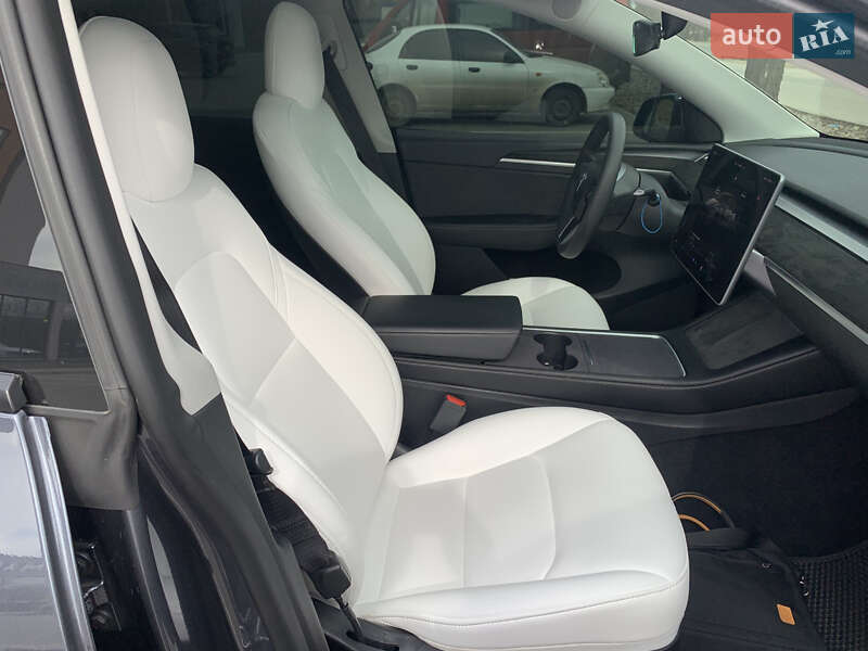 Внедорожник / Кроссовер Tesla Model Y 2022 в Днепре