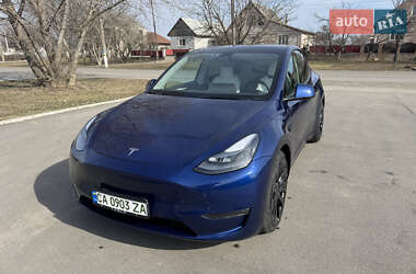 Tesla Model Y  2022