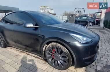 Tesla Model Y  2022