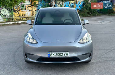 Tesla Model Y  2023