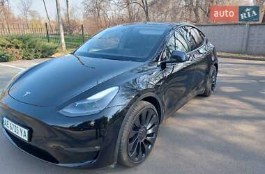 Tesla Model Y  2023