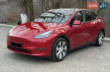 Tesla Model Y  2020