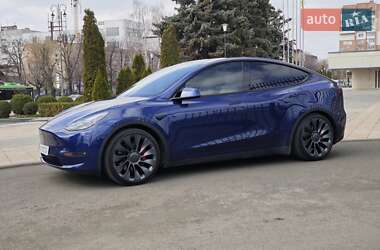 Tesla Model Y  2022