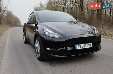 Tesla Model Y  2021