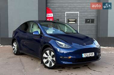 Tesla Model Y  2022
