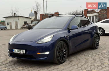Tesla Model Y  2020