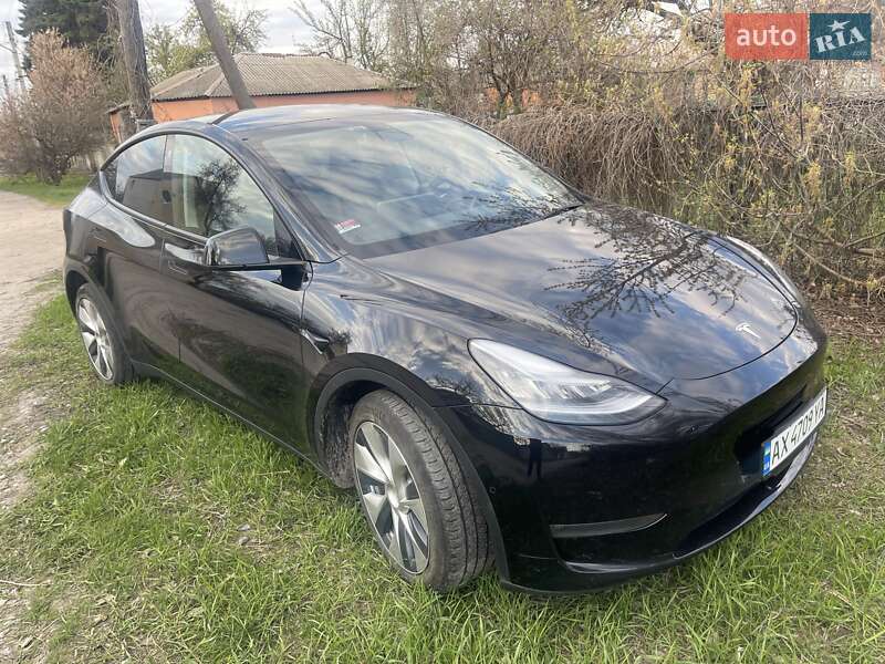 Позашляховик / Кросовер Tesla Model Y 2021 в Харкові