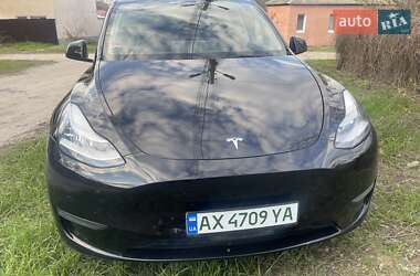 Позашляховик / Кросовер Tesla Model Y 2021 в Харкові
