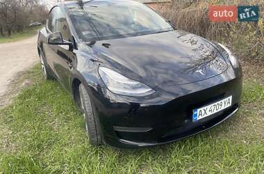 Позашляховик / Кросовер Tesla Model Y 2021 в Харкові
