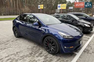 Tesla Model Y  2023