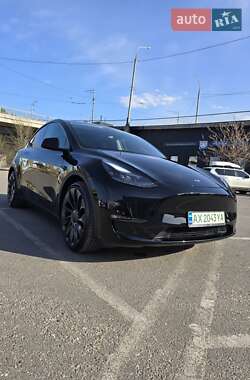 Tesla Model Y  2021