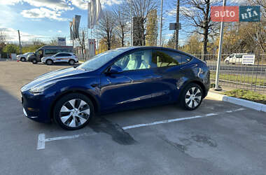 Tesla Model Y  2021