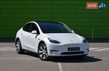 Tesla Model Y  2022