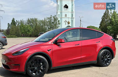 Tesla Model Y  2023