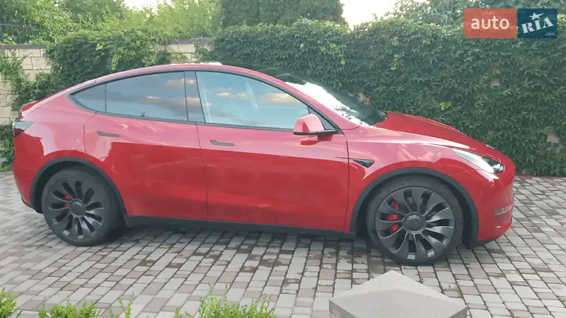 Tesla Model Y