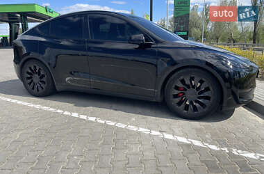 Tesla Model Y  2022