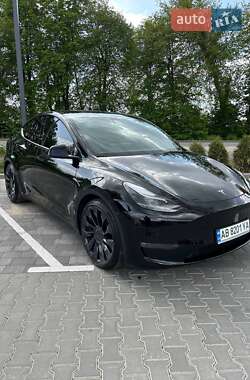 Tesla Model Y  2022