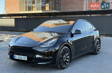 Tesla Model Y  2021