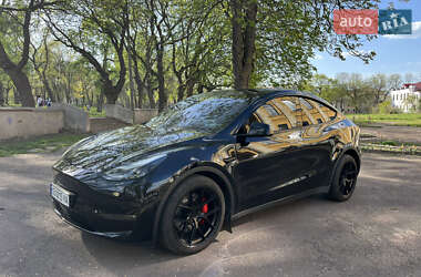 Tesla Model Y  2022