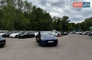Tesla Model Y  2021
