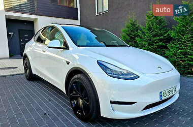 Tesla Model Y  2022