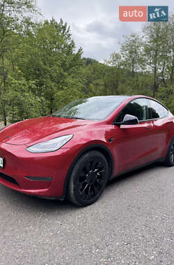 Tesla Model Y  2023