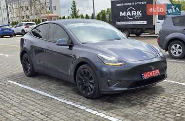 Tesla Model Y  2022