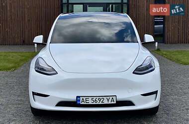 Tesla Model Y  2023