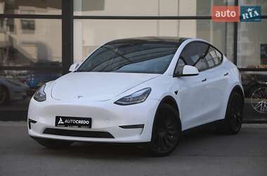 Tesla Model Y  2020