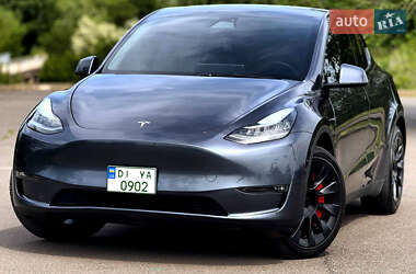 Tesla Model Y 2021