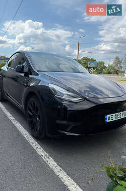 Tesla Model Y  2021