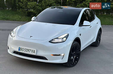 Tesla Model Y  2023