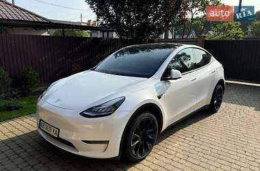 Tesla Model Y  2022