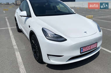 Tesla Model Y  2021