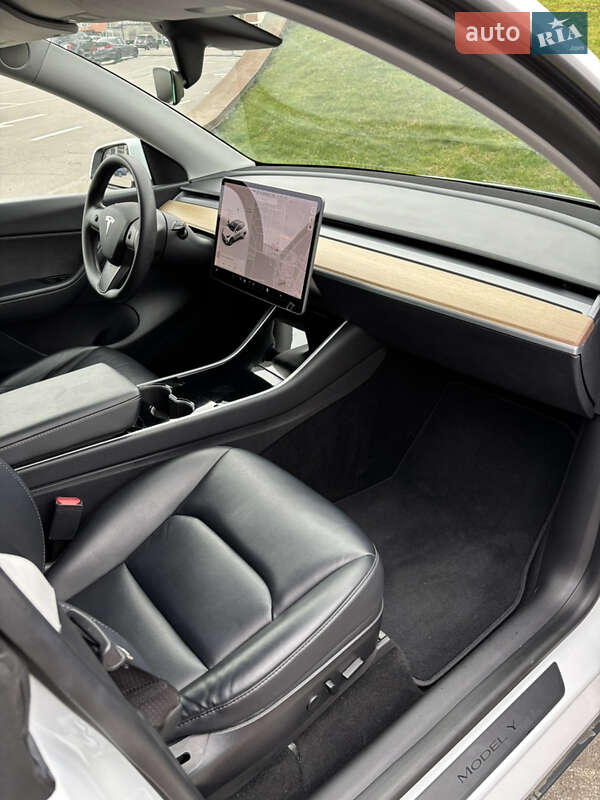 Внедорожник / Кроссовер Tesla Model Y 2020 в Киеве фото 16 Внедорожник / Кроссовер Tesla Model Y 2020 в Киеве