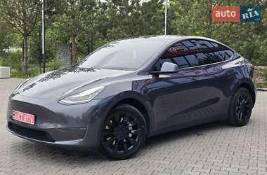 Tesla Model Y  2021