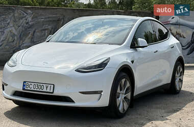 Tesla Model Y  2022