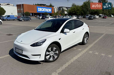 Tesla Model Y  2021
