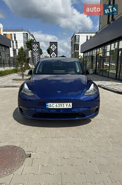 Tesla Model Y  2021
