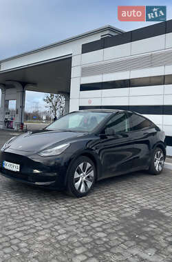 Tesla Model Y  2022