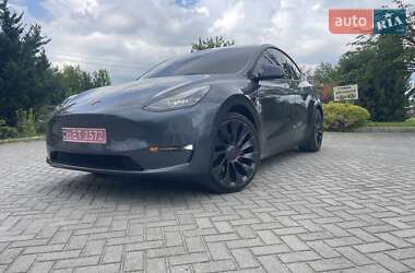 Tesla Model Y  2022